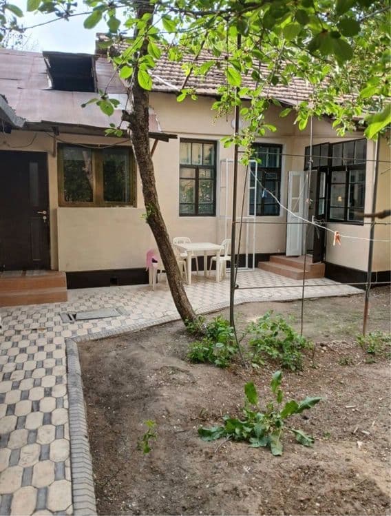 Аренда дом участок Паркентский базар кафе у Влада 4 комнат Мирзо улугб — 1