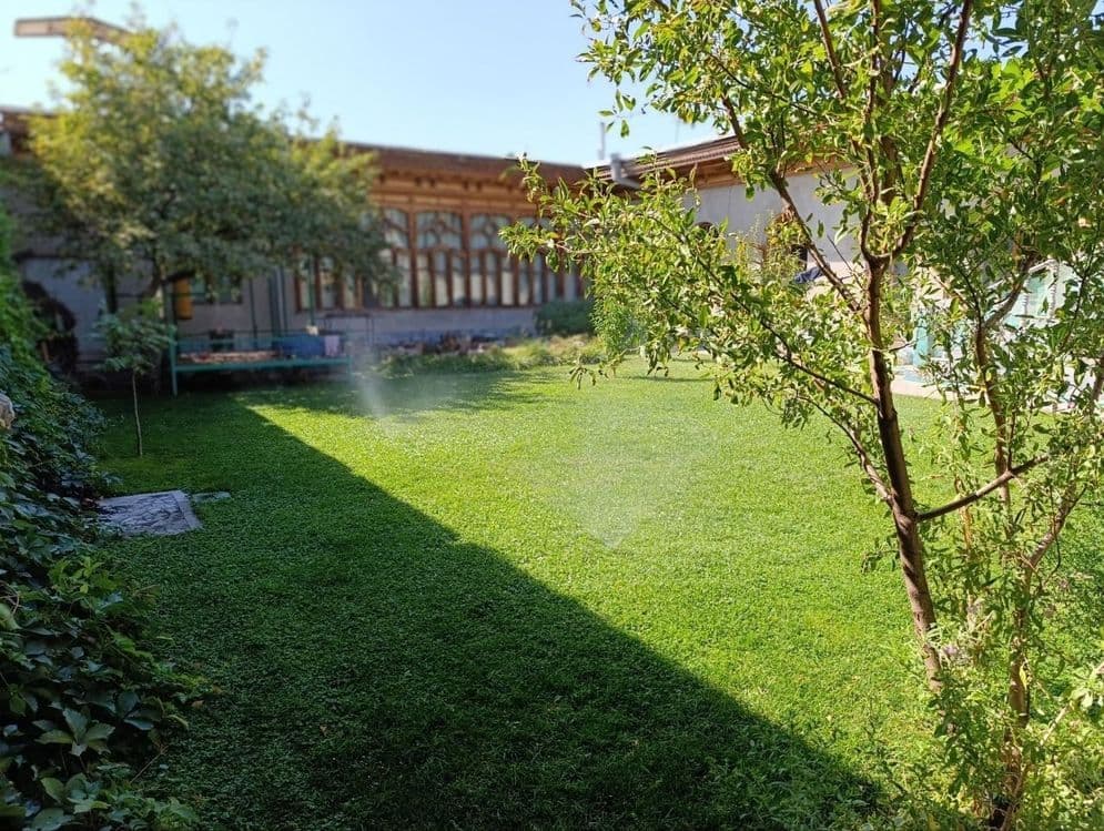 Arenda Yunusobod Xasanboy hovli 2 sanuzel ful komplekt 

11/1/2

Площа — 2