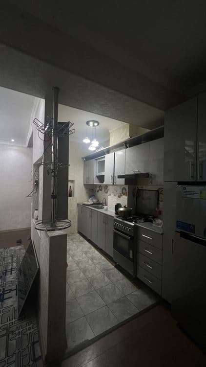 O’g’il bollaga shereklikka kvartera bor metroni oldida — 1