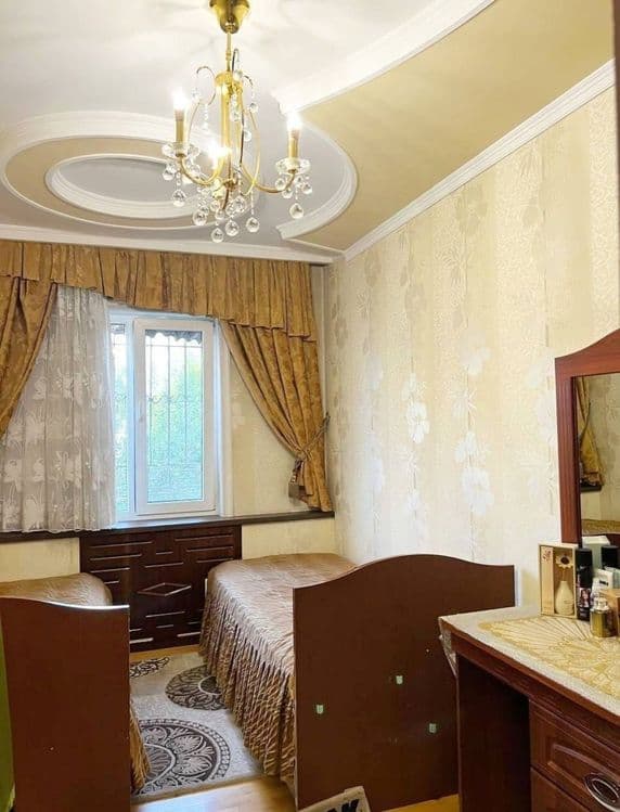 Anhor lokomotiv park, Labzak Brasserie arenda bollarga — 2
