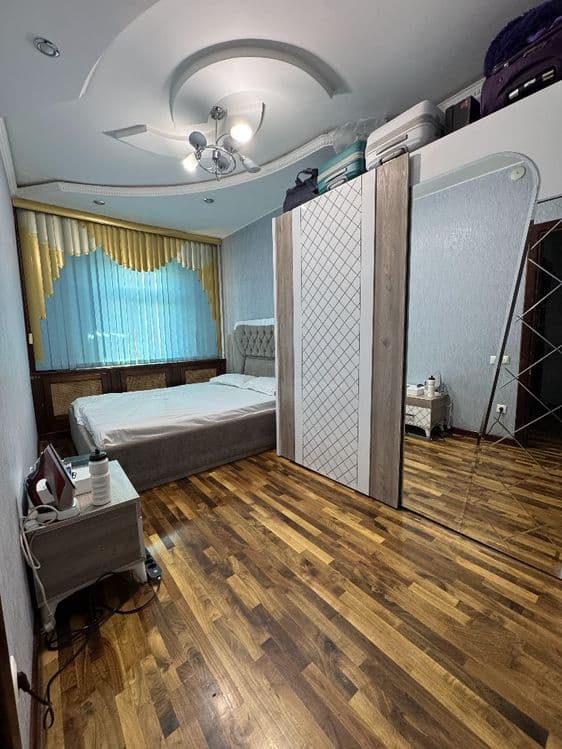 Минор метро, Олой бозори кизларга — 5