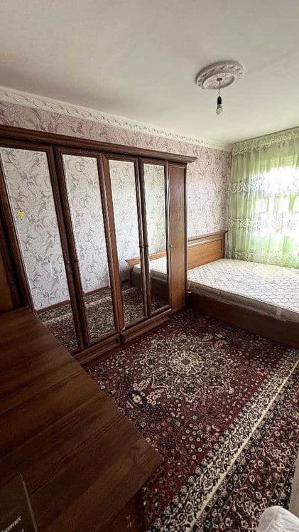 Мирободдан 3-хонали квартирани ижарага берамиз. Срочно — 4