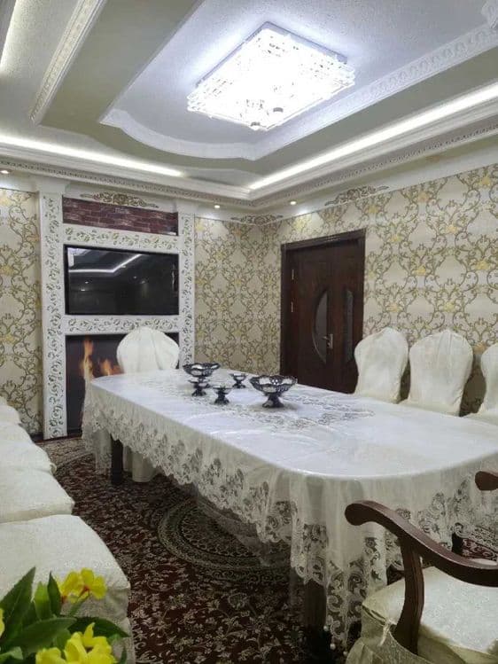Яккасаройда 3 хонали квартира ижарага берилади. Башлык — 4