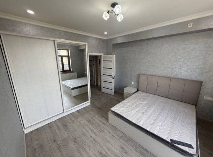 Arenda kvartira novastroyka General Uzaqov 2,3 xona 90 kvadrat — 5