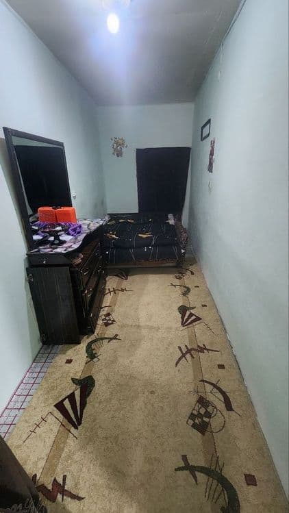 Обши двор  4 комнити — 1