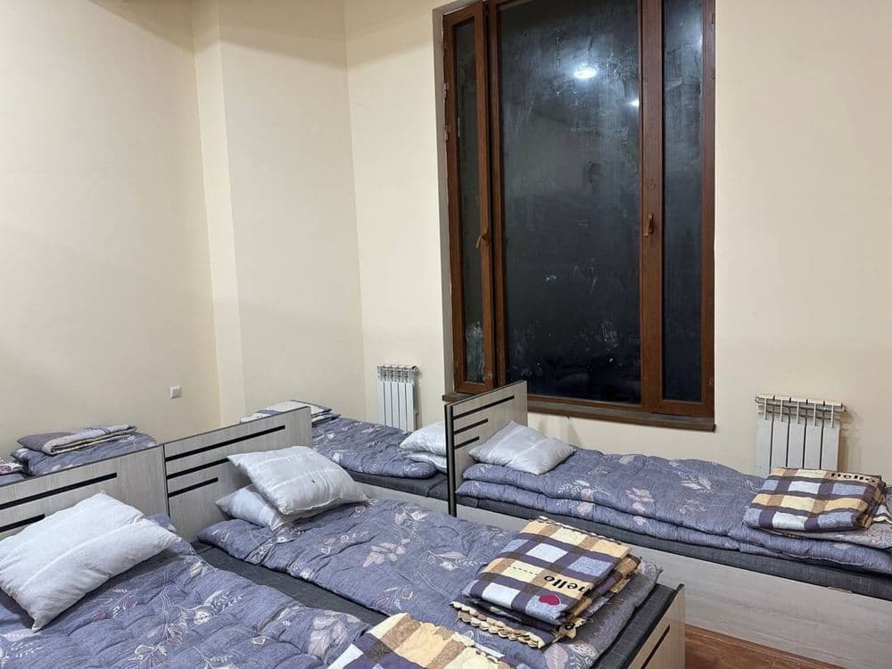 Hostel 24/7 25 000 — 3