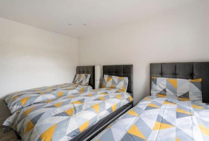 Hotel Hostel Otel Mehmonhona Хотел Хостел Отел 24900 сум 55000 сумгача — 2