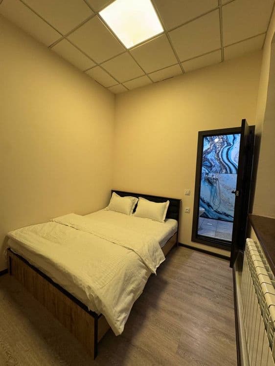 BEZZAKS Mexmonxona Hotel Hostel — 2