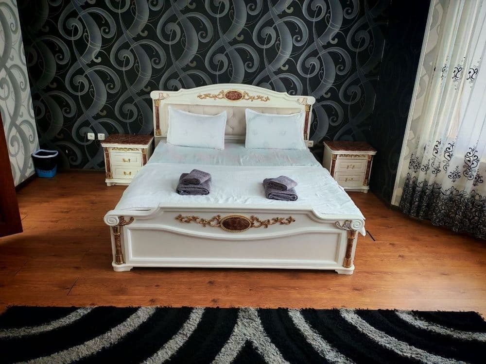 Kunlik/hotel/hostel — 2