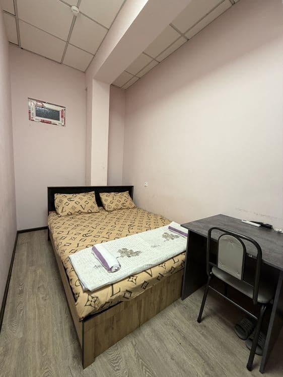 BEZZAKS Hotel Hostel Mexmonxona — 4