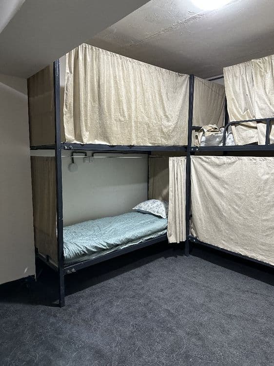 Xostel Hostel Bek baraka bozor orqasida — 2