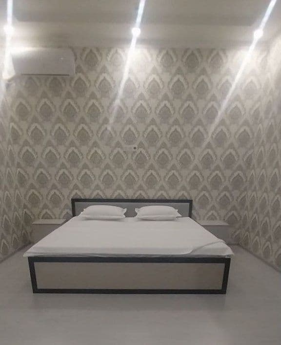 Хостел, аэропорт, без ЗАГС, номера 150 тысяч на двоих — 4