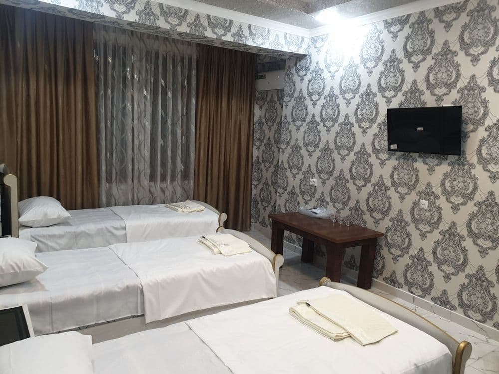 hostel eski shaxar. — 3
