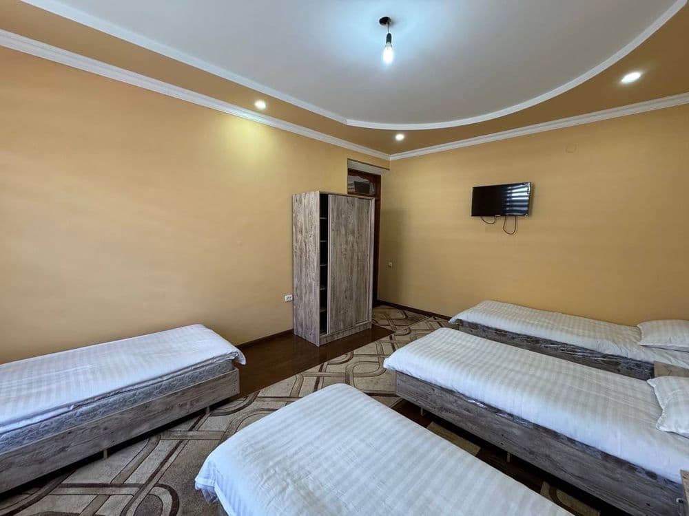 HOSTEL  Гостевой Дом Дилбар — 3