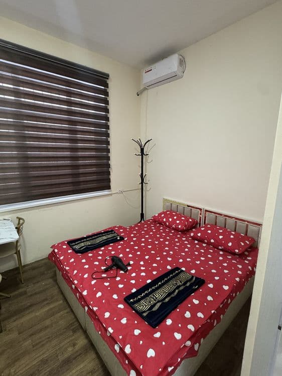 Arzon Hotel BEZ ZAKS kunlik mehmonhona — 1