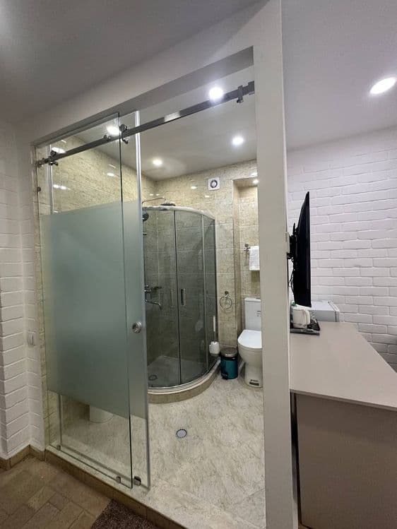 Arzon hotel kvartira mehmonhona xostel kunlik ijara — 2