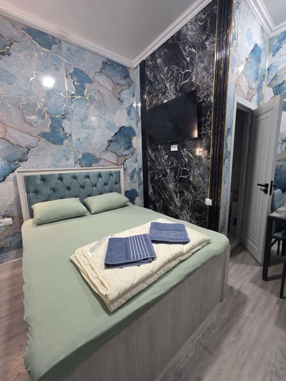 Bez zaks Yunsubod JonTowr Hotel24/7 — 8