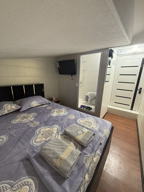 Hotel bez zaks Yunisobod bodomzor — 4