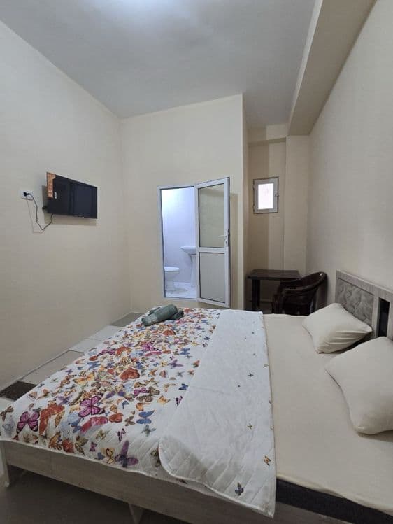 Mehmonxona bez zaks SERGELI 24/7 SHOXJON HOTEL — 6