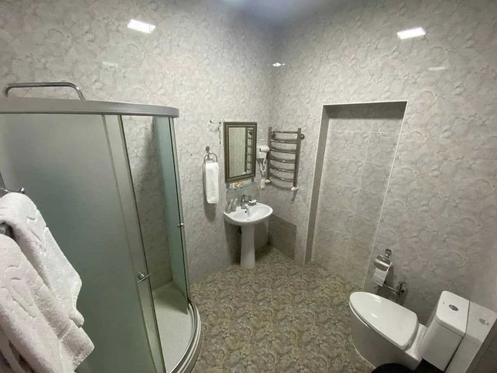Hotel bez zaks / Gasnitsa / Mehmonxona/ kunlik ijra — 3
