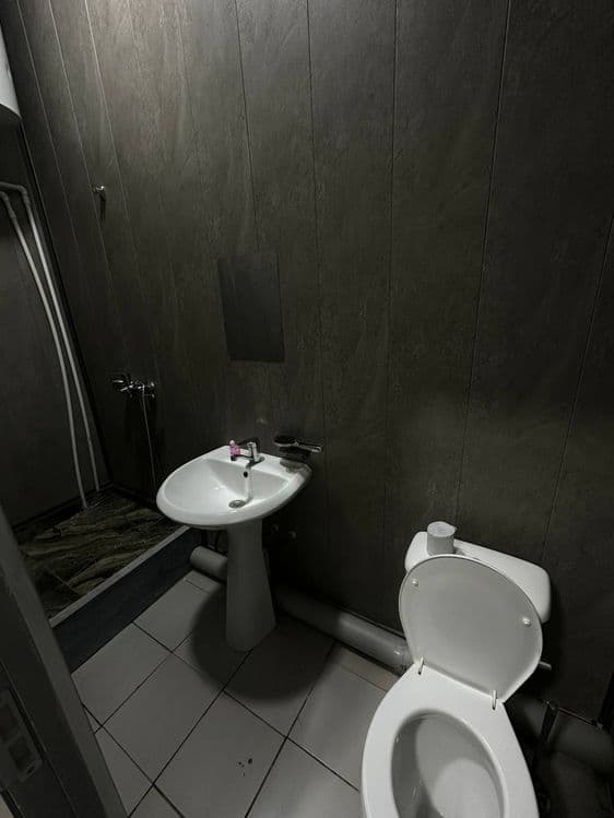 ARZON HOTEL "ORYOL "  Bez Zaks Passport Bilan Qabul Qilamiz  BEZ ZAKS — 4