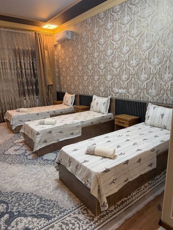 Bez zakz /kunlik xona/ hotel/hostel

- Muhimi toza va pokiza joy

- Xo — 3