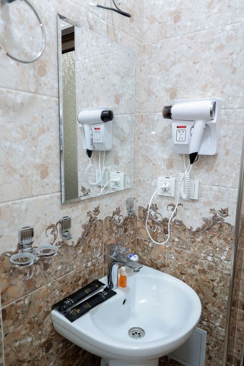 Bez zaks hotel akuratniy tozza joy yengi filial — 6