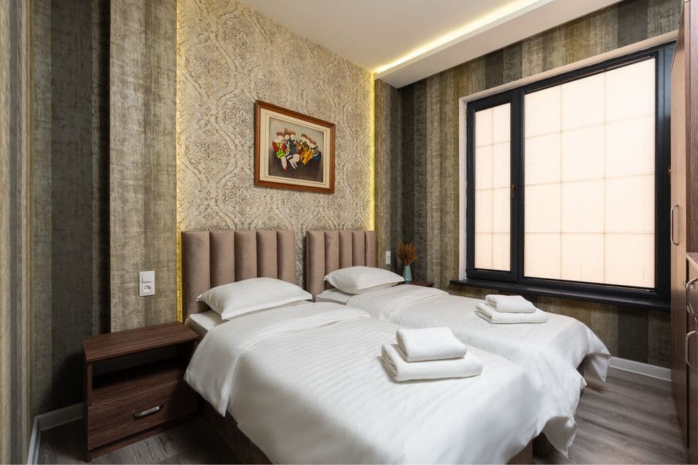 Hotel  Tashkent. — 4