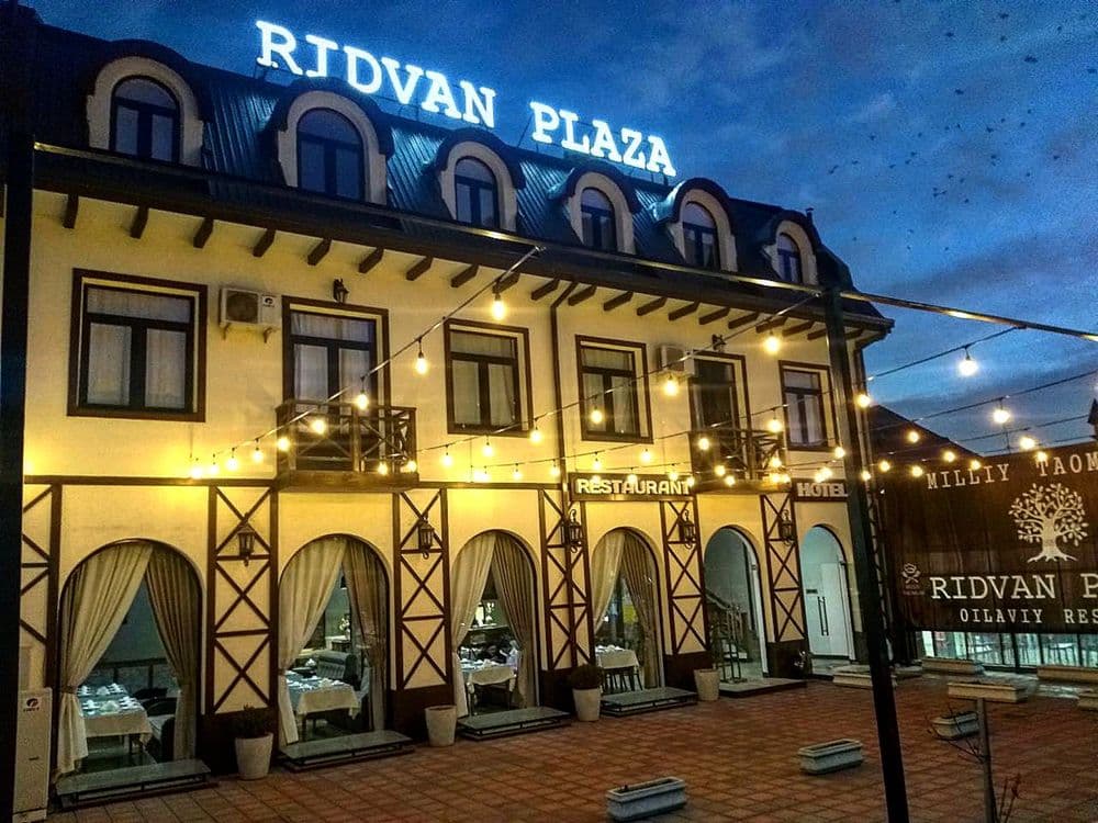 HALOL mehmonhona RIDVAN Plaza — 1