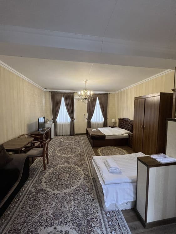 HALOL mehmonhona RIDVAN Plaza — 8