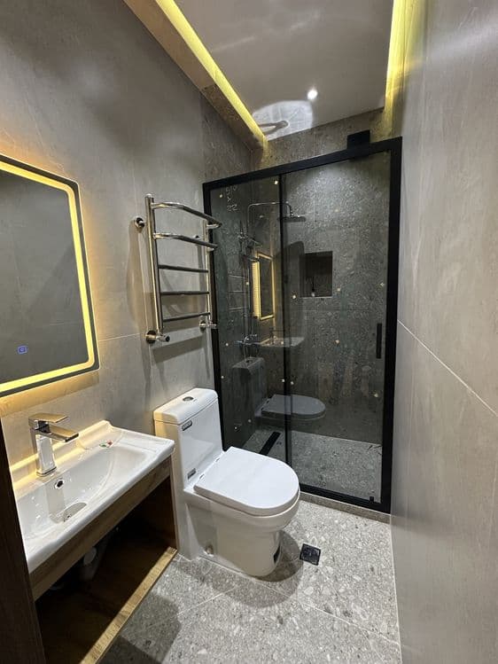 Hotel 24/7 Mirobot — 8