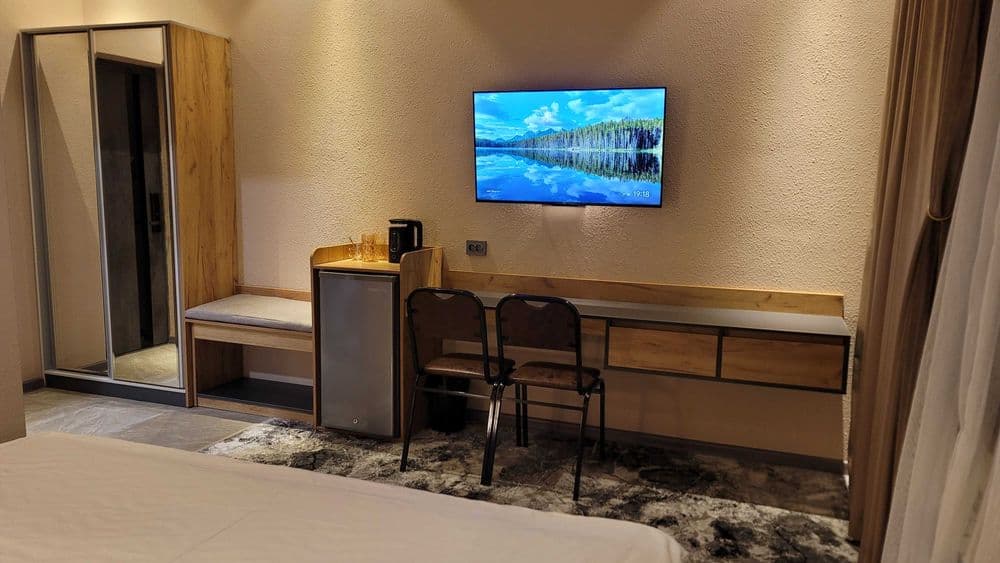 Комфортный номер в уютной гостинице посуточно. Отель в Ташкенте. Hotel — 7