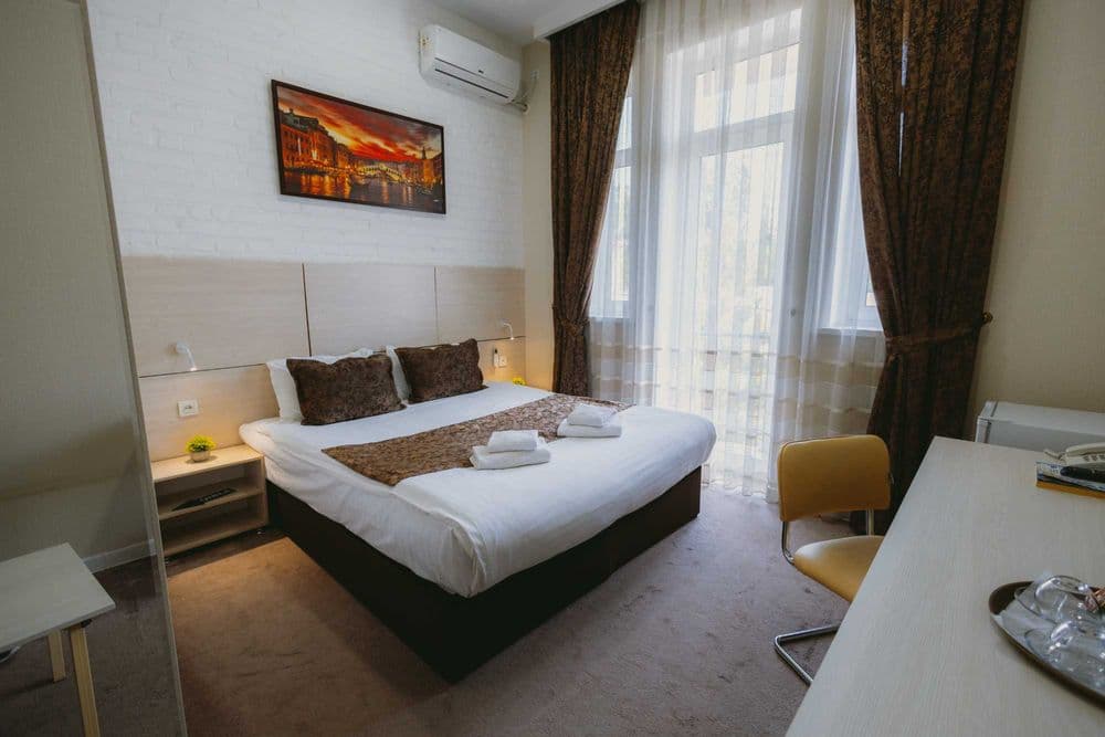 City Hotelda xonalarni kunlik ijaraga olish — 1