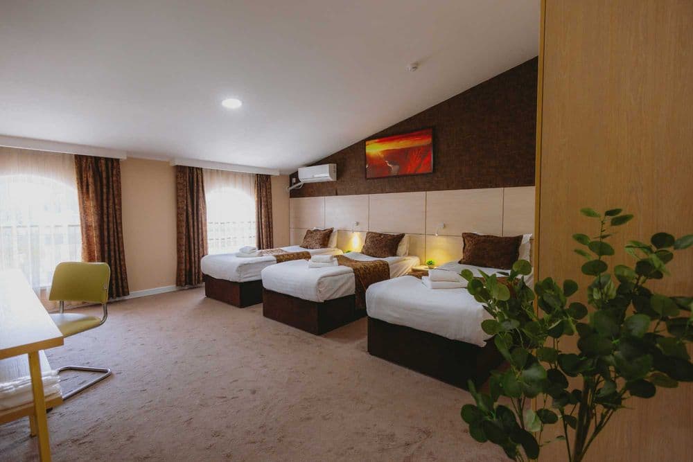 City Hotelda xonalarni kunlik ijaraga olish — 7
