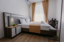 Mehmonhona shaharni markazida ( SADI Hotel )