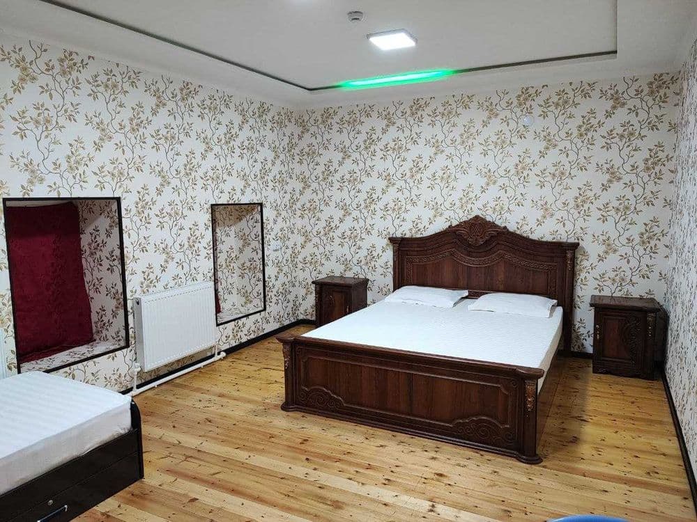 Mehmonxona  Nikoh siz qabul qilamiz — 3