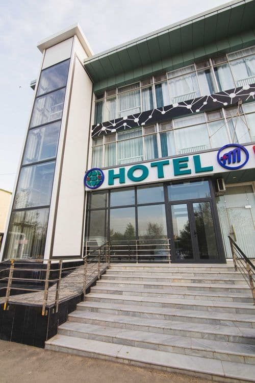 Мехмонхона, гостиница "MERCURI-MERIDIAN" в центре города. Бухара.HOTEL — 1
