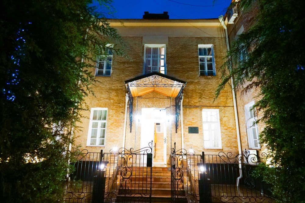 Mehmonxona Гостиница Hotel Отель — 1