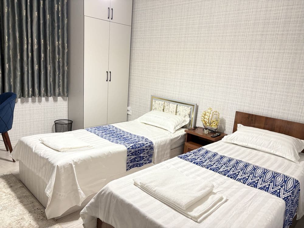 guest house hotel — 2
