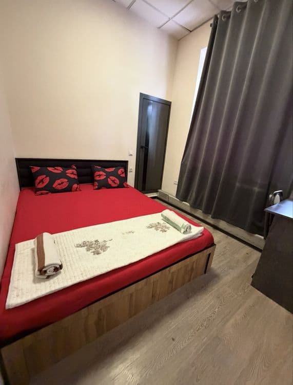 BEZZAKS Mexmonxona Hotel Hostel — 3