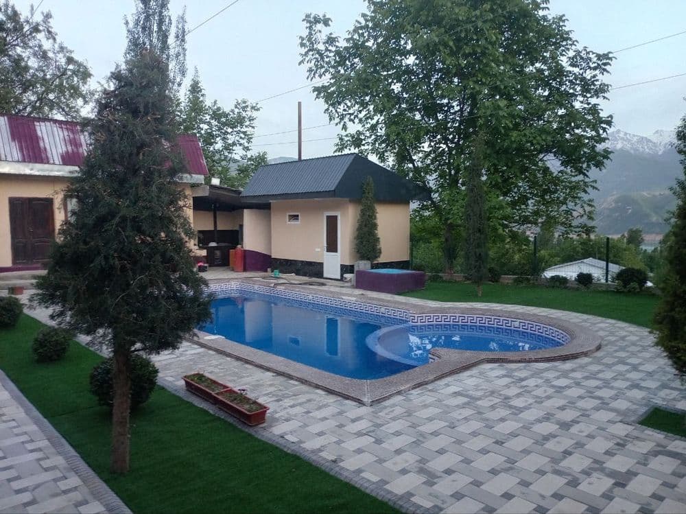 Dacha Buloq-boshi Yakkatut Burchmulla — 3