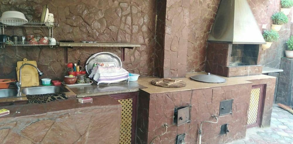 Сдается дача в Кибрае. Вдоль реки чирчик. 5км от центра Кибрая. — 8