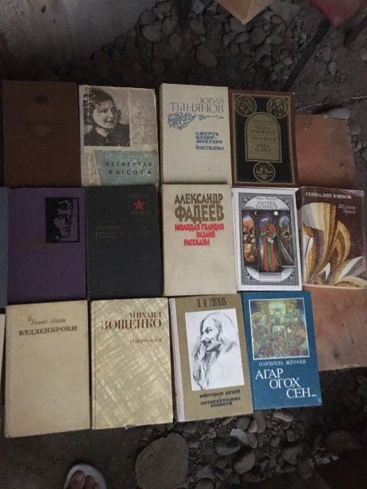 Книги художественная литература. Китоблар — 1