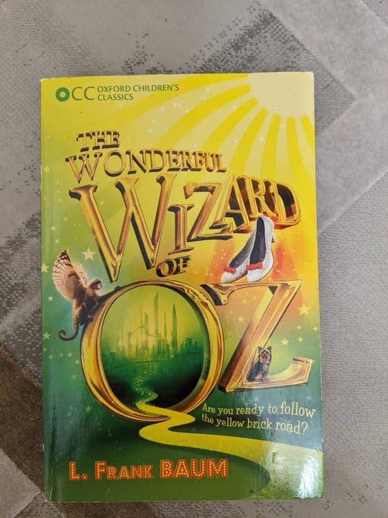 The Hobbit original на английском и другие книги — 3