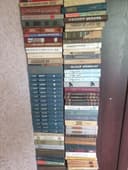 Книги швейк 2т.,малая мед.энц 3т.пушкин полн.собрание Г Уэлс полн соб