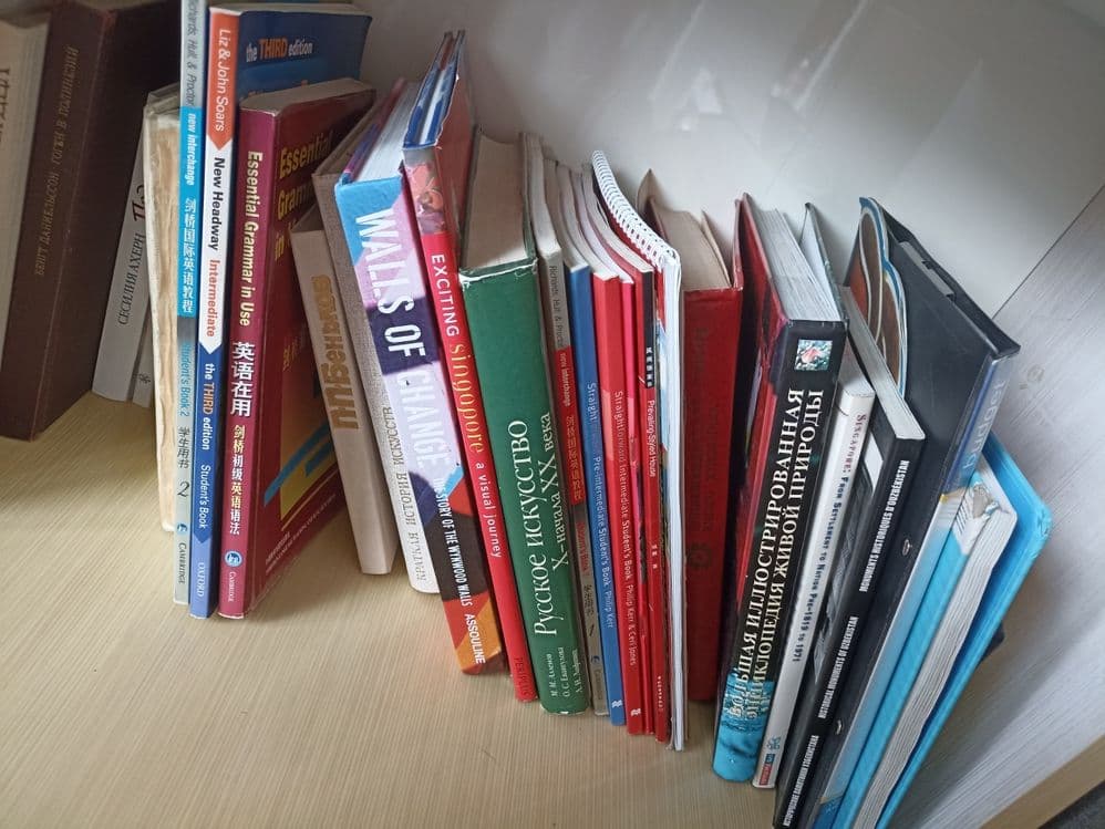 Качественные книги продаю в связи с отъездом — 1
