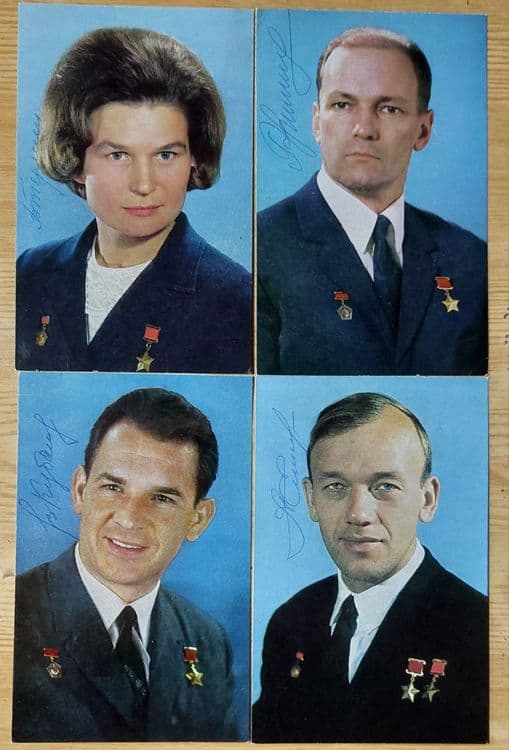 Карточки Космонавтов ссср 19 штук. Цена за все Карточки. . — 3