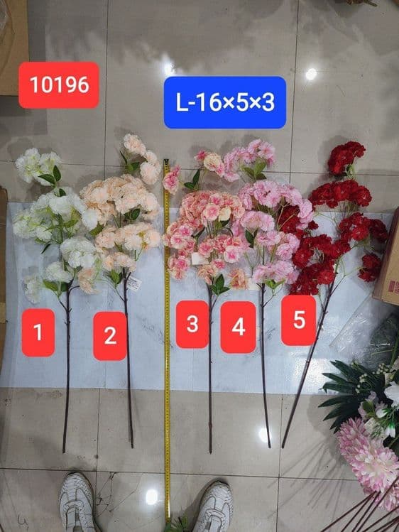 Ветка сакуры разных цветов — 3