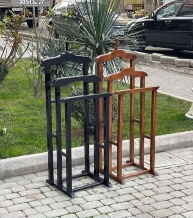 Дасака бесплатная. Вешалка для кастум. — 2