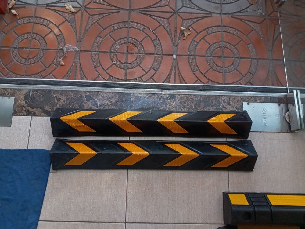 Lejayishiy poliseski koliso odboynik ugul zashita — 5